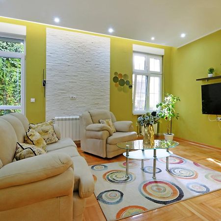 Apartman Kruna Appartement Belgrado Buitenkant foto